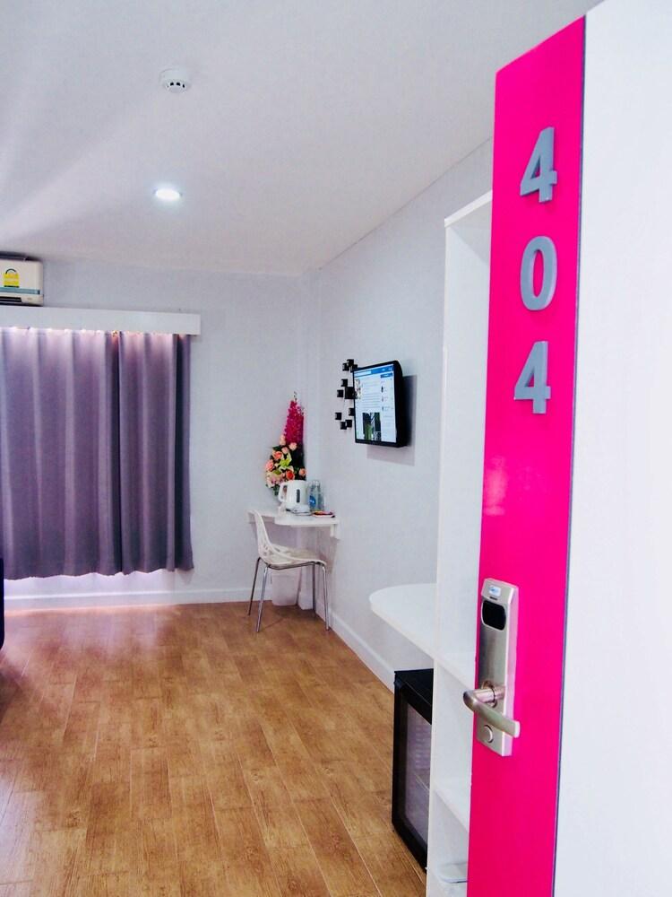 Eco Inn Lite Ubon Ratchathani Esterno foto