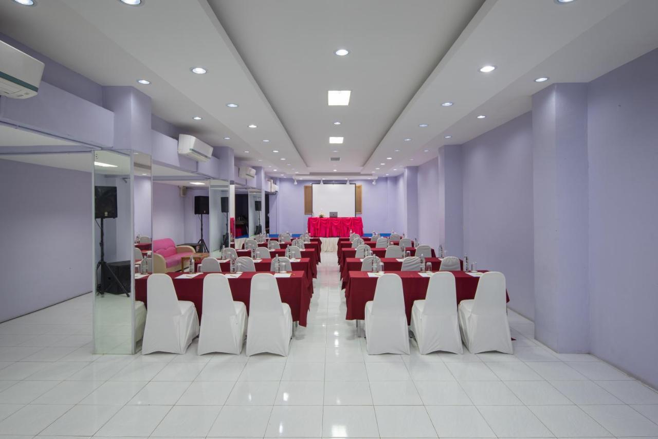 Eco Inn Lite Ubon Ratchathani Esterno foto